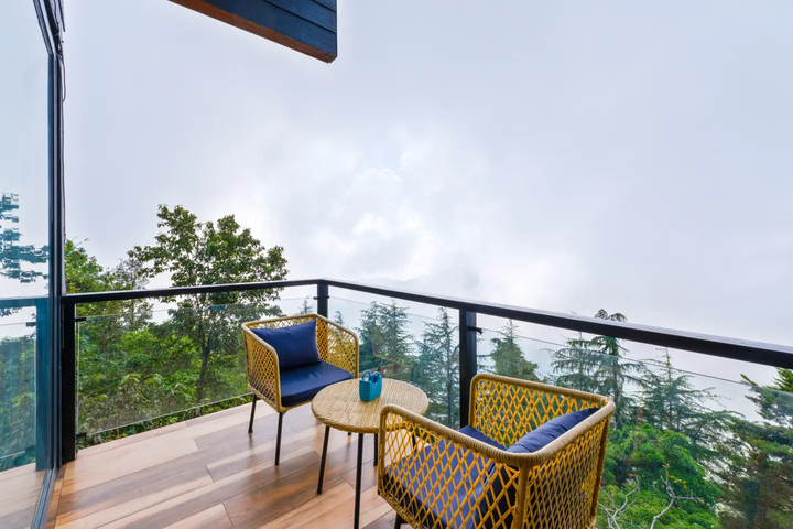 Bliss by The Kiana W/ Indoor Jacuzzi - Image 5