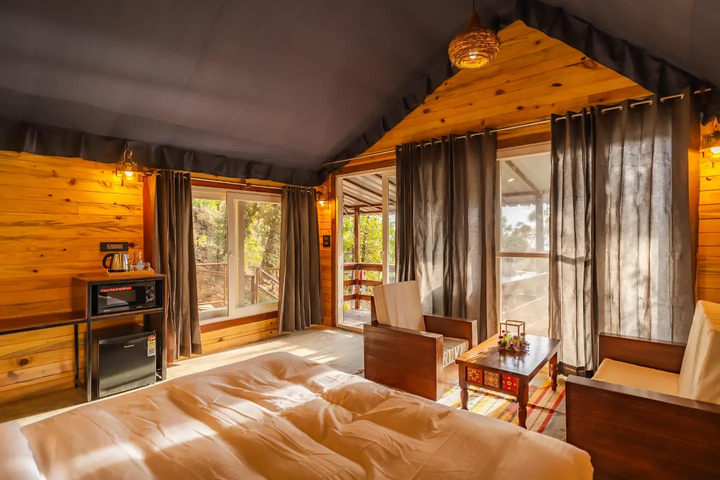 The Treepie - Private Chalet