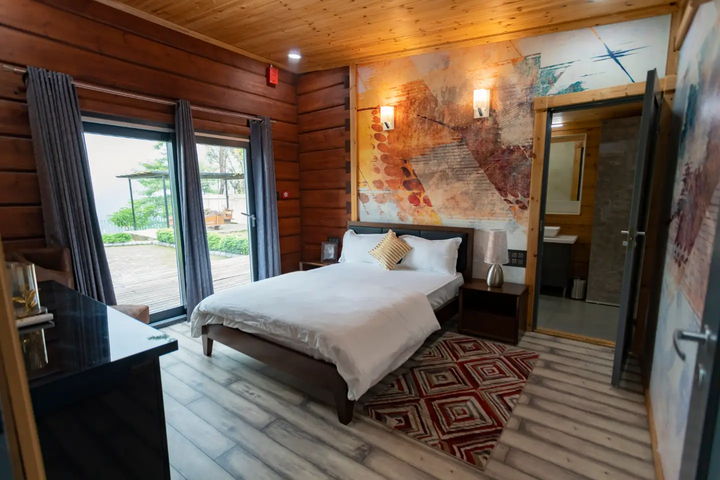 Paradise Pines - Image 3