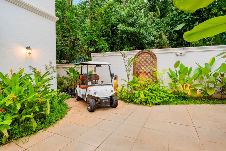 Amayah Oshaan | 9-BHK Indo-Portuguese Escape With Common Pool - Image 4