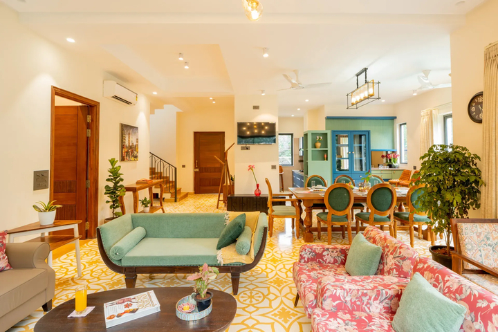 Laguna Aura | 4-BHK | Pvt Pool & Garden | Bar - Image 2