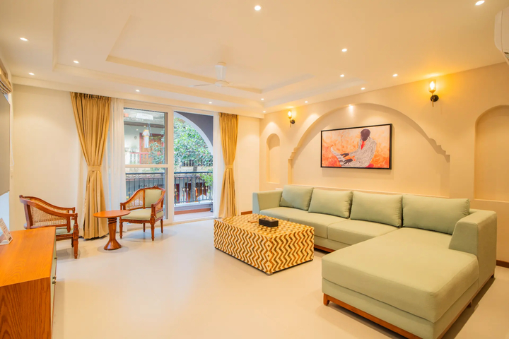Solace Teal | Charming Pet-friendly 5-BHK Getaway With Private Pool | Grand Dining & 2 living spaces - Image 4