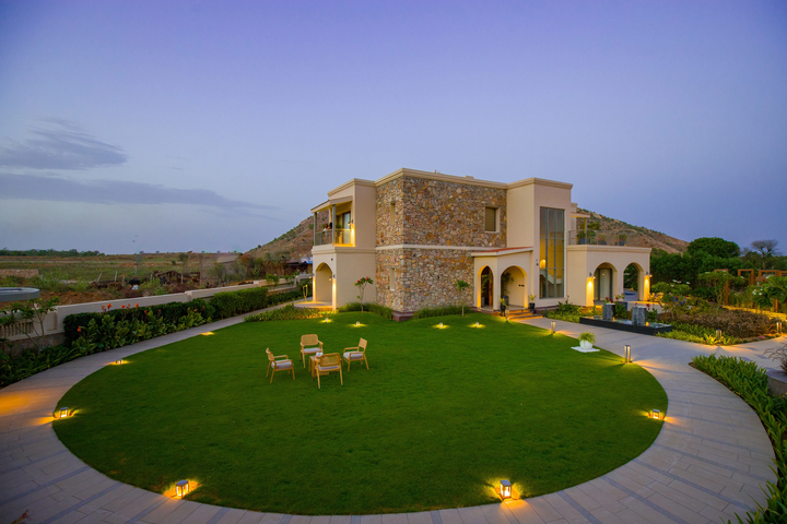 Villa Fiorita | Stunning Mediterranean-Style 3-BHK Villa With Private Pool & Outdoor Bar - Image 3