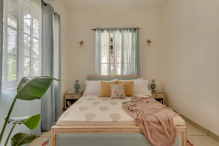 PinkSky | 4-BHK | Pvt. Pool, Bar & Gazebo - Image 5