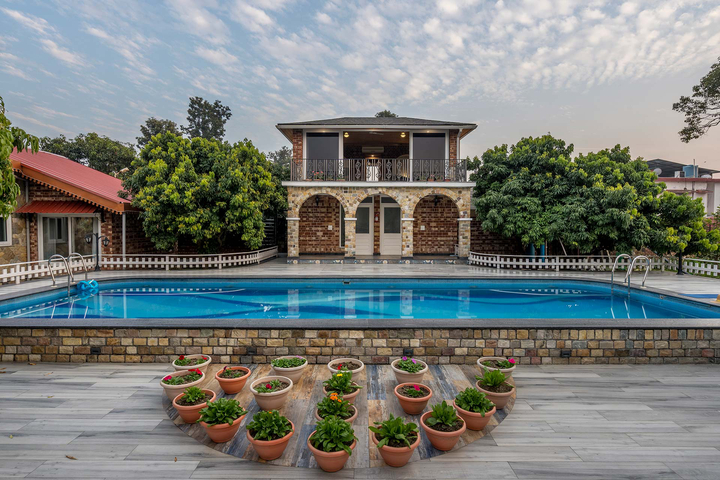 1 Cottage @ Dudly Manor - Image 3