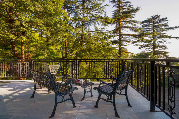 Pineview @ Albert Estate - Image 3