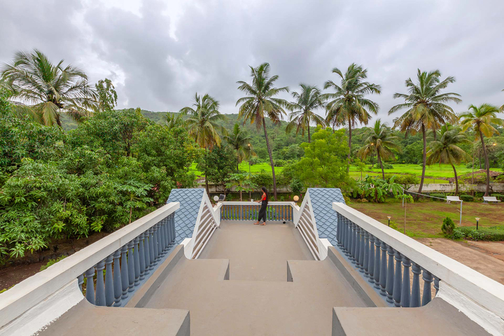 Grey Mosaics - Vasai - Image 5