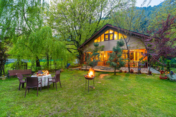 Maryam Cottage