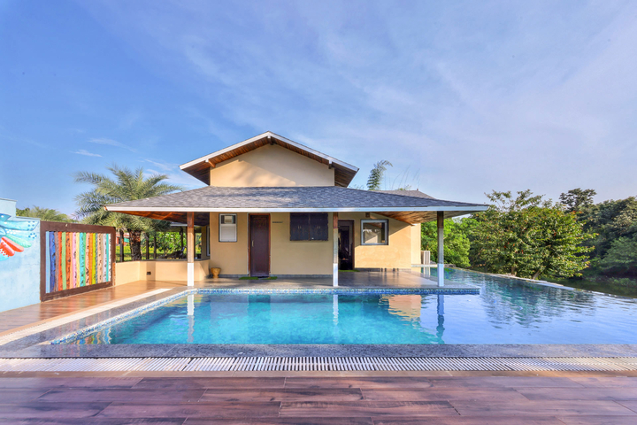 Riverfront Cottage - Image 3