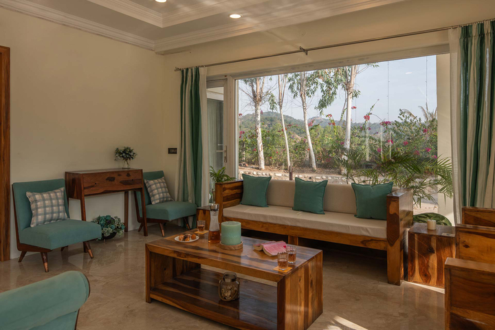 Silver Slopes w/outdoor pool - Image 3