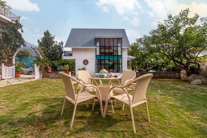 Spruce @ SilverSpring Cottage - Image 2