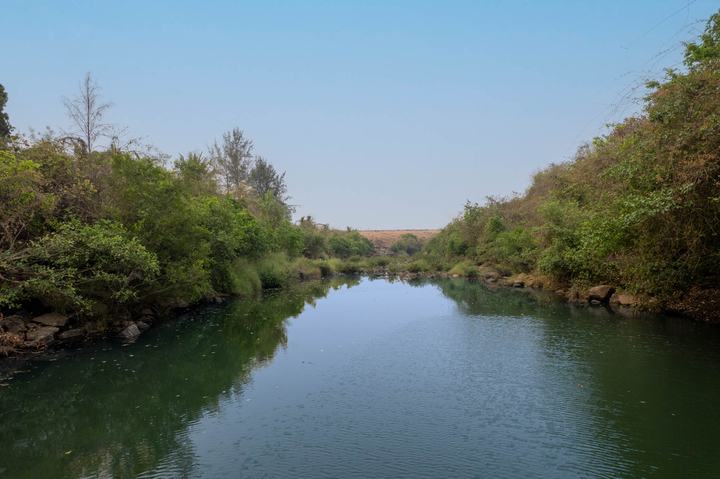 The Blue Roof - Image 5