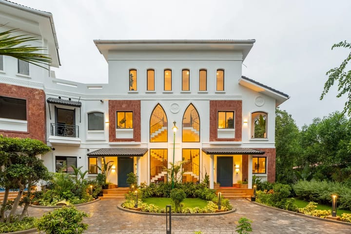 Laguna Quest | 4-BHK | Pvt Pool & Garden | Bar - Image 2