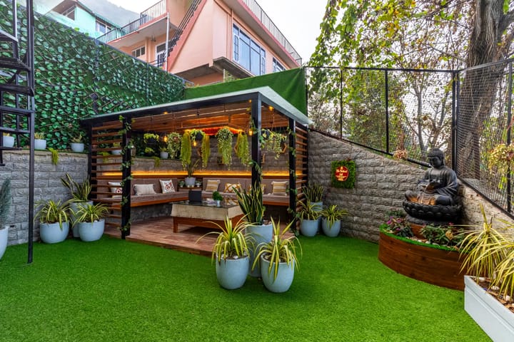 Walnut Stays | Pet-Friendly 3-BHK Hilltop Getaway with Common Garden & Gazebo