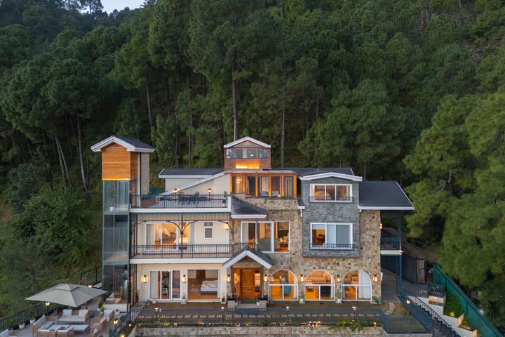Chestnut Manor W/ Sky Jacuzzi & Steam Room
