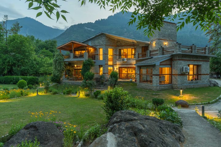 Moets Waterfront Estate - Raison