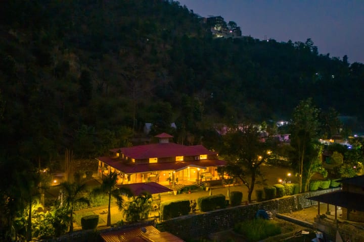 Country Ville | 3-BHK Pet-Friendly Villa With Lush Garden, & Kids’ Room