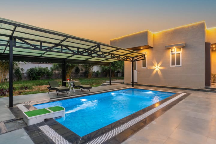 The Mira House w/ Pool