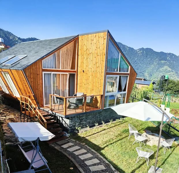 Hyun: Unique, Modern Cottage - Image 3