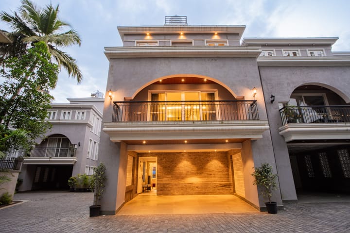 Solace AquaVista | 5-BHK Villa with Private Pool, Lounge Area & Bar