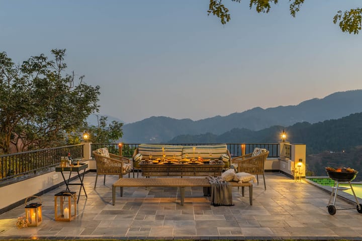 ILIKA W Heated Infinity Pool and Jacuzzi - Image 5