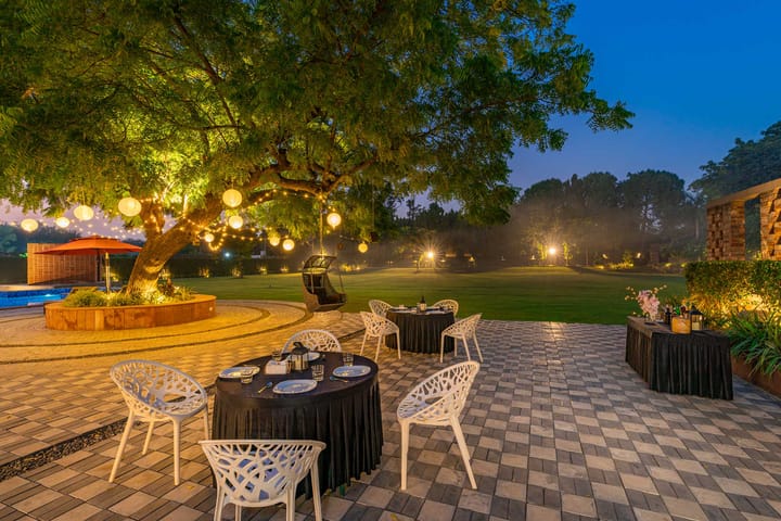 The Brick house w/ Outdoor Pool - Image 4