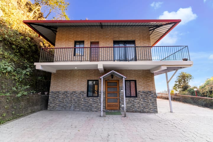 Vyasa | 3-BHK Cottage With Private Balcony & Hill Views | 5 mins From Mussoorie Lake
