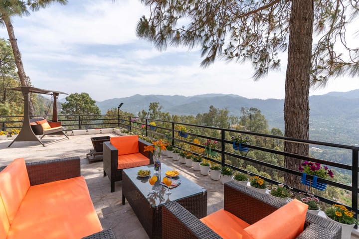 Villa Woodside Meadows W/ Breakfast - Image 3