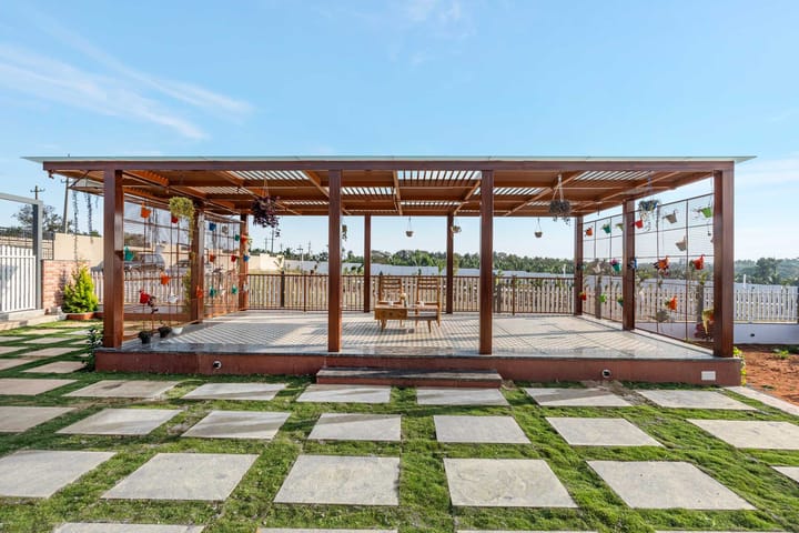 White Meadows - Image 3