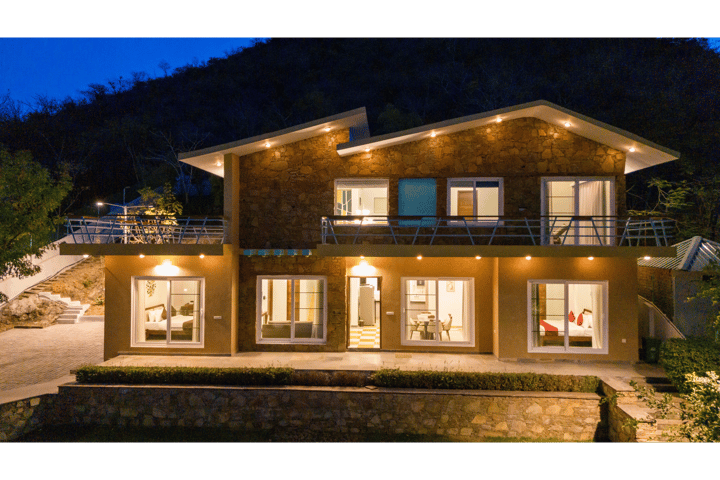 Festiva Mansion | Luxe 3-BHK Villa With Pvt Pool & Garden