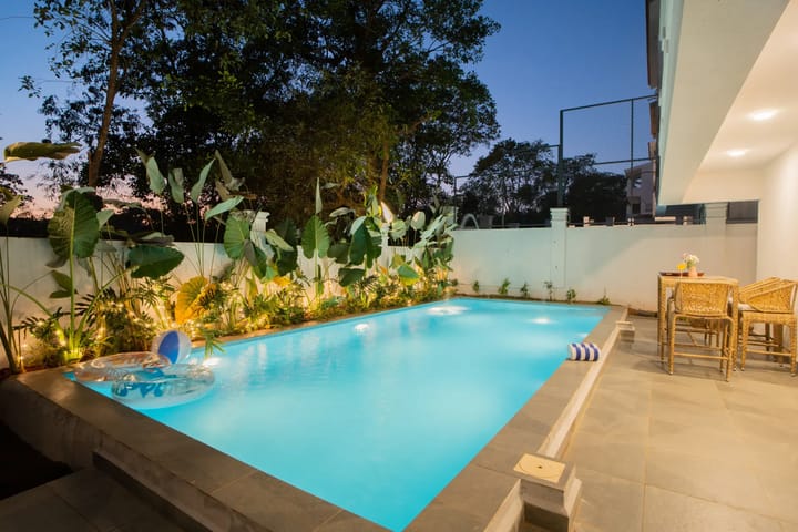 Villa Paraíso | Luxe Pet-friendly 4-BHK Villa With Pvt Pool, Bar, Lift & Scenic Hill Vistas - Image 5