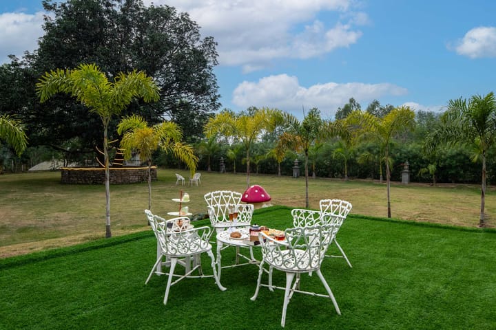 Silver Slopes w/outdoor pool - Image 3