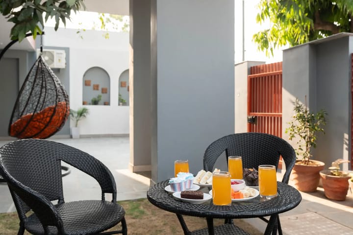 Ramalaya - A Stunning 4-BHK Retreat With Courtyard & a Lush Garden