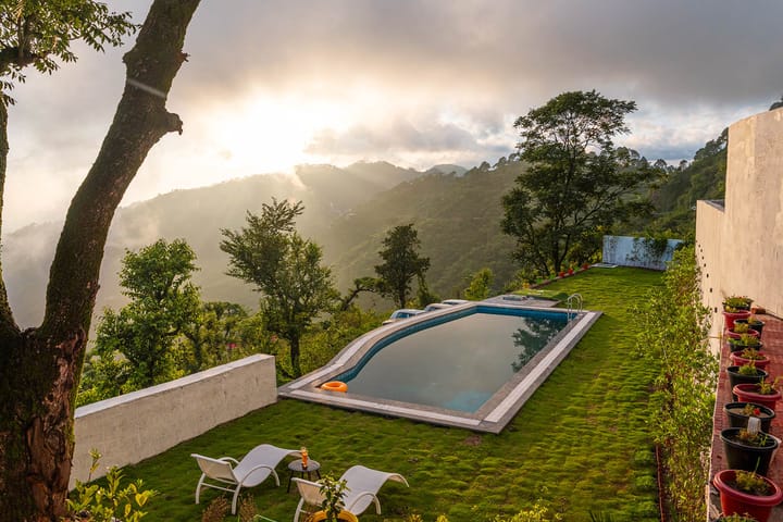 Cedar Haven - Nahan W/Outdoor Infinity Pool