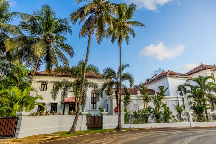 Villa Seine | Indo-Portuguese 3-BHK villa with Private pool Near Candolim Beach & Coconut Tree Road Marra