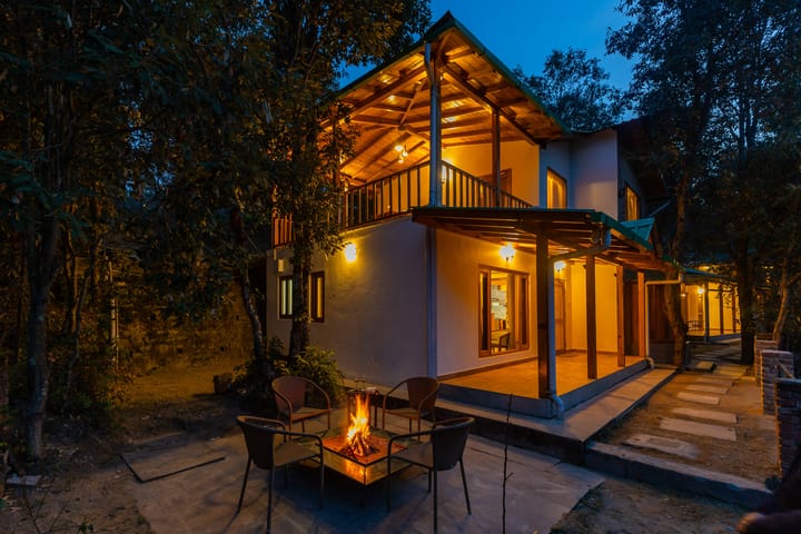 Hill Homes Cottages Mulberry | 2-BHK With Workstation Patios With Hill Views, Near Mukteshwar | Pet-friendly