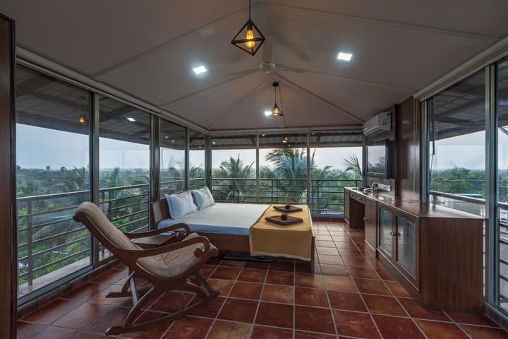 Serene Retreat (Glass Room) - Alibaug, Maharashtra