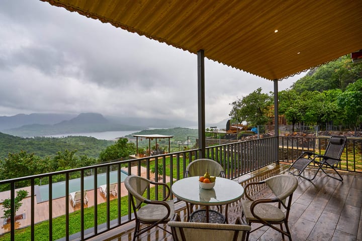 Waterfront Villa - Image 5