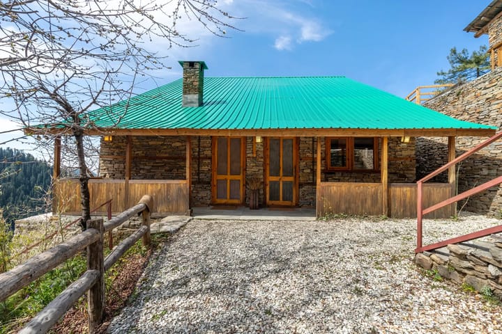 Everly | Pet-friendly Traditional 1-Bedroom Retreat With Attic, Sauna & Garden - Image 4