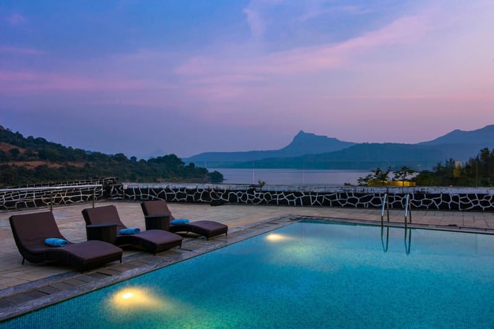 Lake Mansion - Image 4