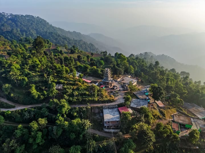 Stars and WindSongs | 1 Suite with Summer Pool, Private Balcony, Garden, Games, Restro & Hill Views - Image 4