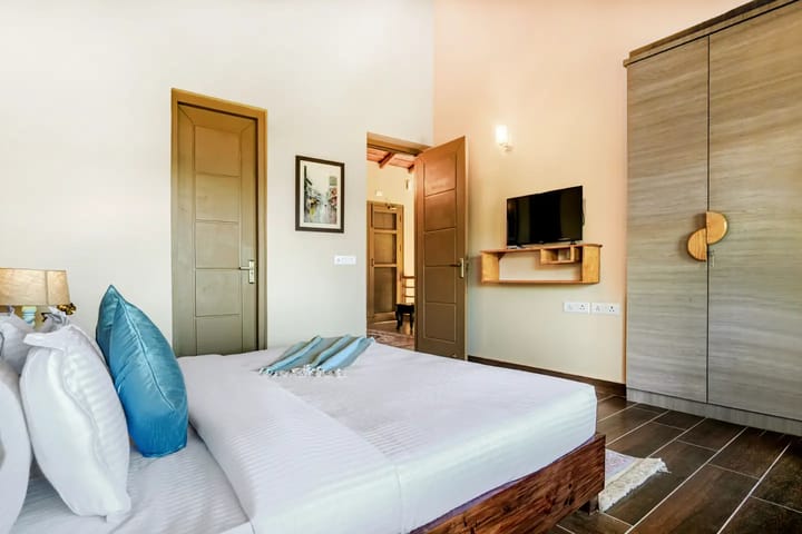 Edelweiss Entire Estate: (Bluebell House, Primrose House, Amore) - Image 5