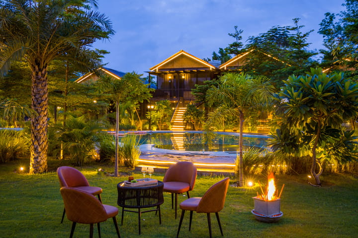 Raha Farms | 1 Cottage With Common Pool, Restaurant, Game Zone, Gym & Conference Area - Image 2