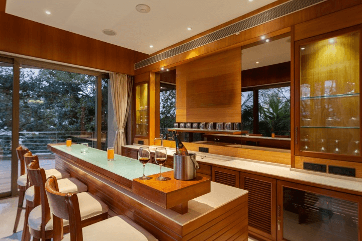 The Blue Horizon - Image 5