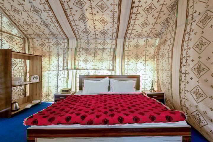 Deluxe Tents @ Prayagraj Tent City - Mahakumbh 2025 - Image 5