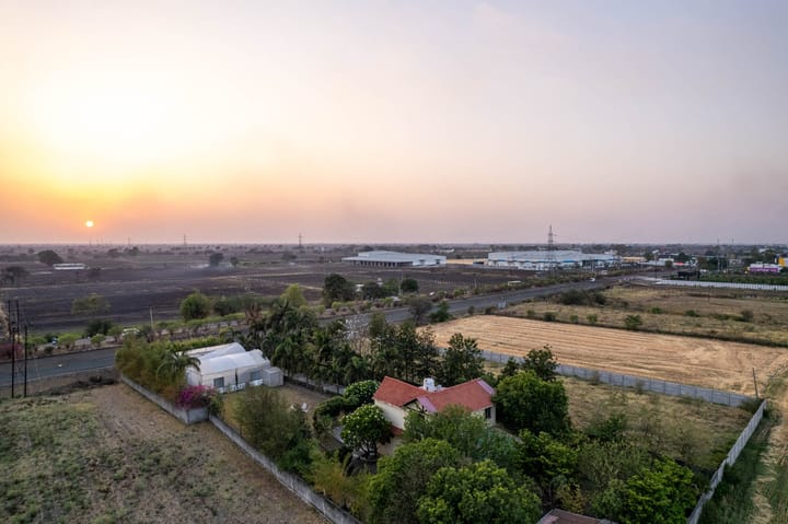 Grandeur Living Villa - Image 4