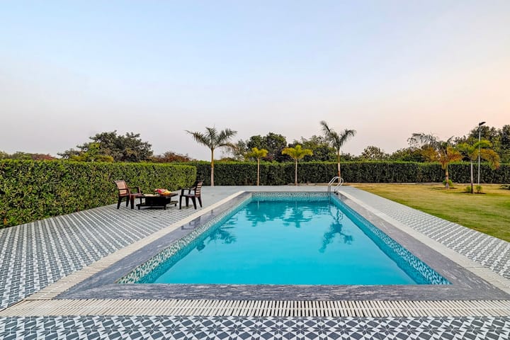 Amaltas | 4 BHK Countryside Hideaway With Pvt Pool, Lush Garden & 360 Aravalli Views - Image 3