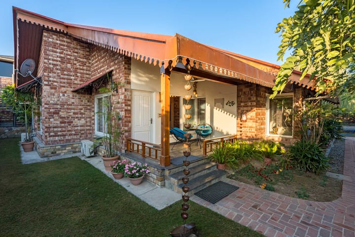 1 Cottage @ Dudly Manor - Image 2