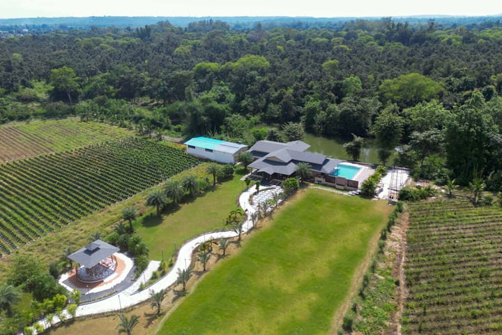 Riverfront Cottage - Image 3