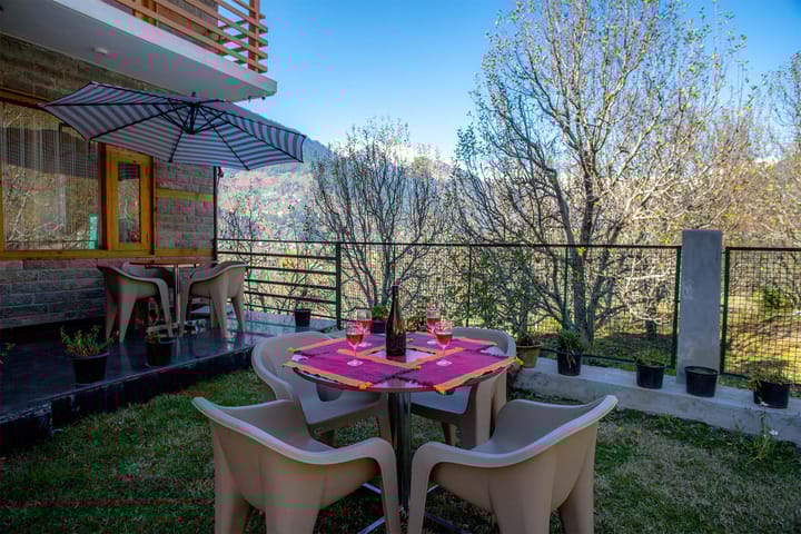 4 Rooms @ Stonehurst Cottage - Image 3